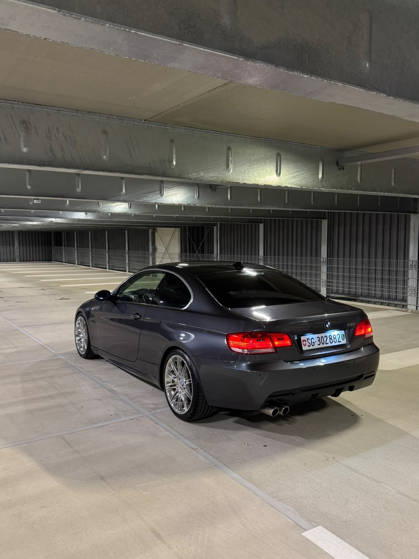 BMW 330i von @h8ted.cookie