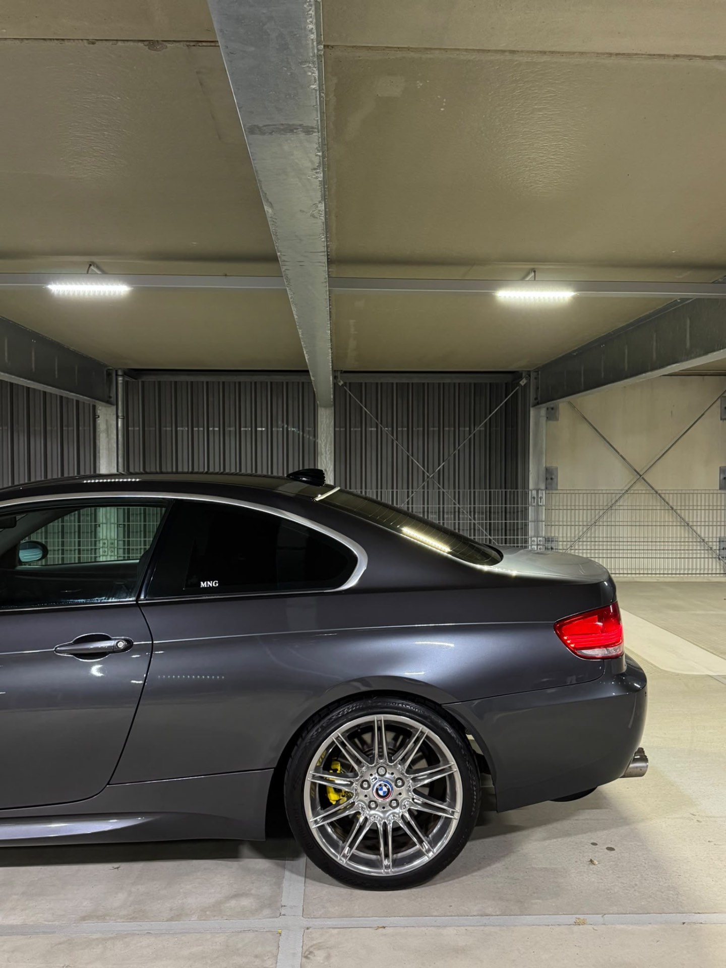 BMW 330i von @h8ted.cookie