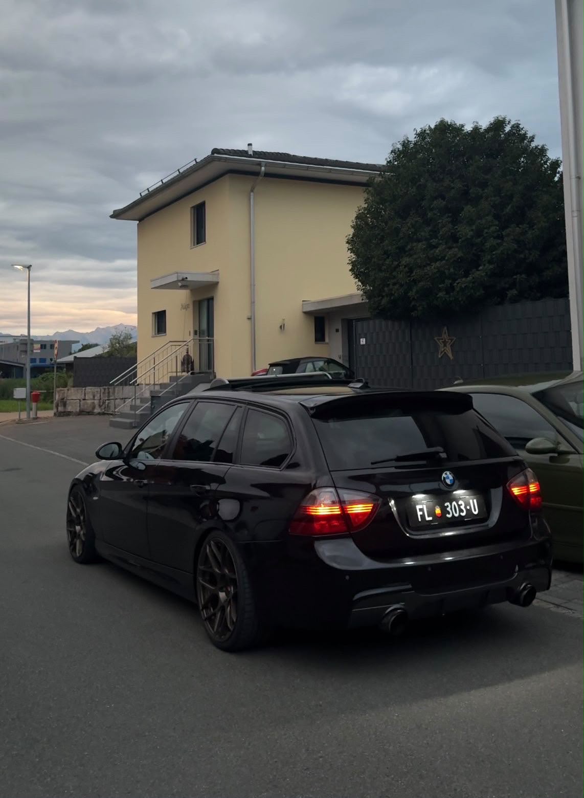 BMW 335i von @luci.mng