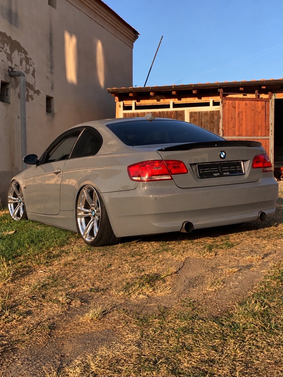 BMW 335i von @user.1234432112343
