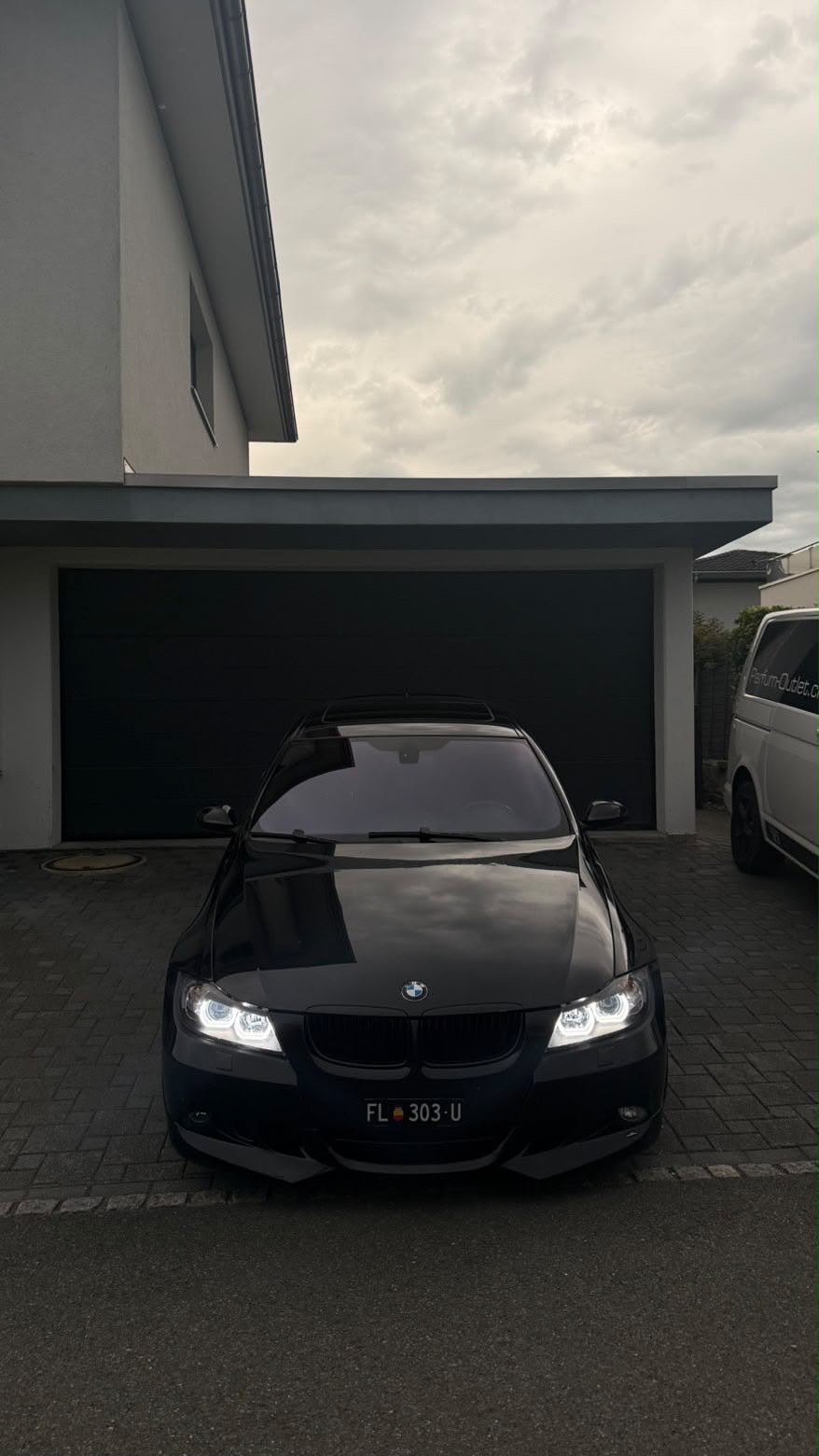 BMW 335i von @luci.mng
