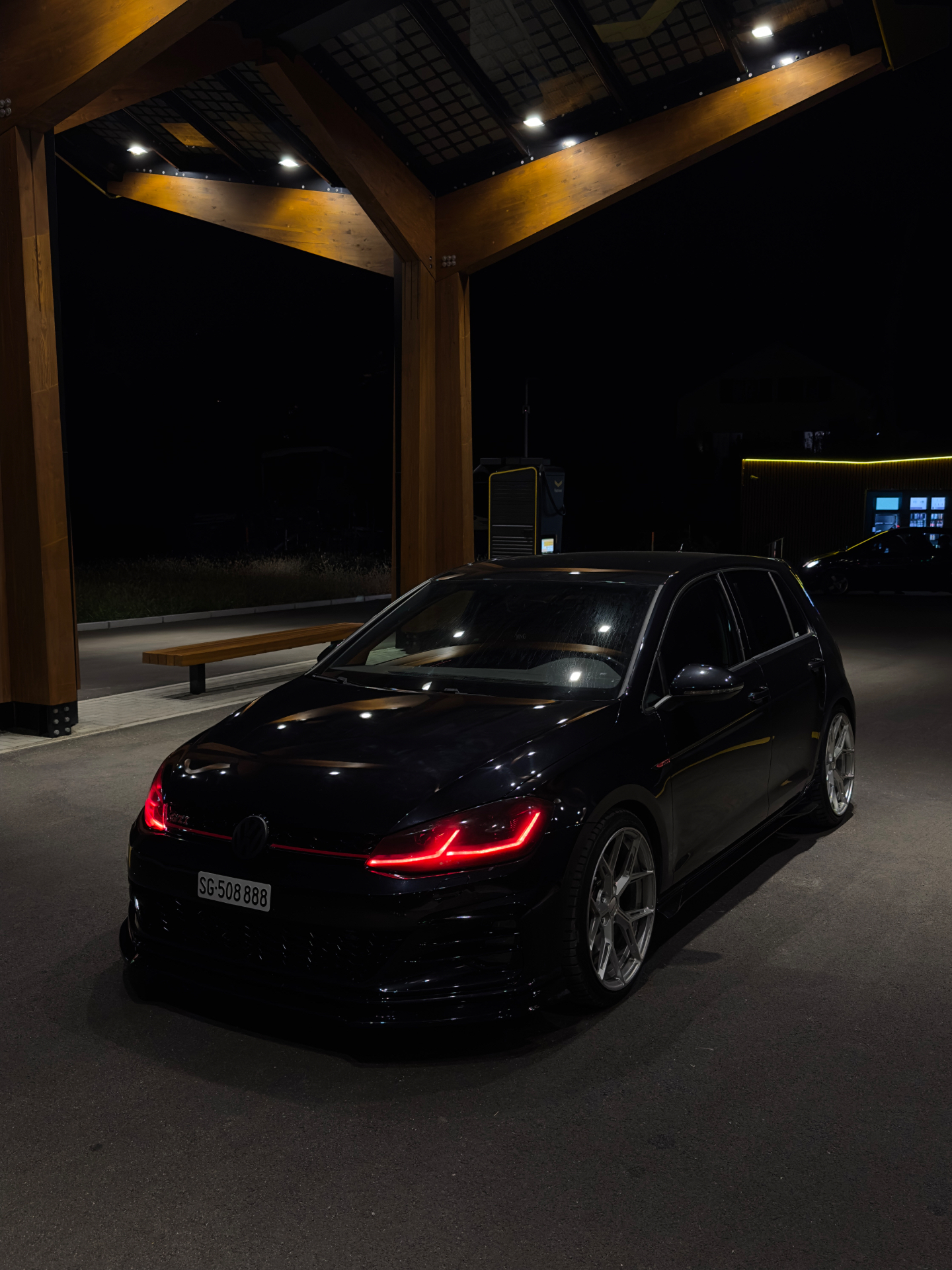 VW Golf GTI Performance von @mng.club
