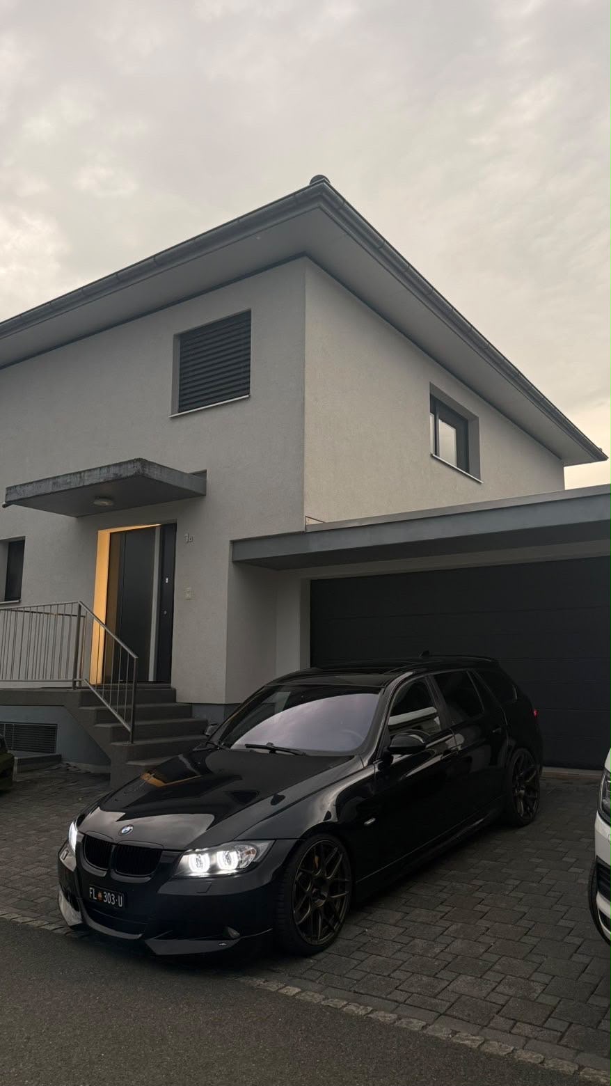 BMW 335i von @luci.mng